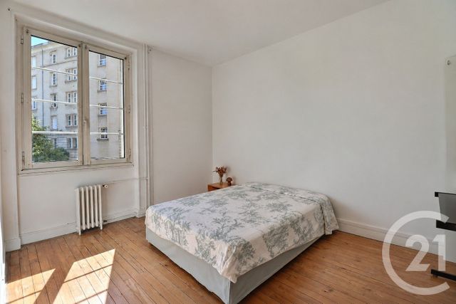 Appartement T4 à vendre - 4 pièces - 79.74 m2 - BORDEAUX - 33 - AQUITAINE - Century 21 Ornano