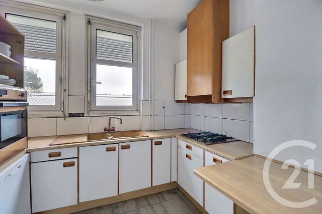 Afficher la photo en grand Appartement T4 à vendre - 4 pièces - 79.74 m2 - BORDEAUX - 33 - AQUITAINE - Century 21 Ornano