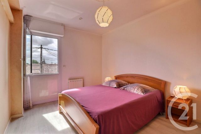 Appartement F4 à vendre - 5 pièces - 99.0 m2 - BORDEAUX - 33 - AQUITAINE - Century 21 Ornano