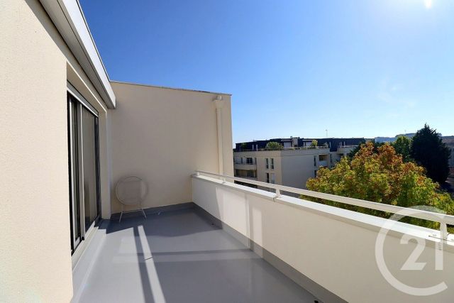 Appartement T4 à vendre - 4 pièces - 80.5 m2 - BORDEAUX - 33 - AQUITAINE - Century 21 Ornano