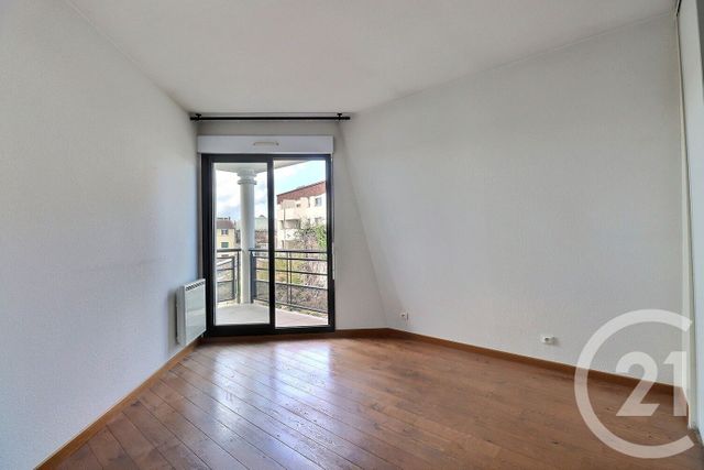 Appartement T4 à vendre - 5 pièces - 87.7 m2 - BORDEAUX - 33 - AQUITAINE - Century 21 Ornano