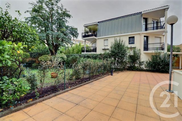 Appartement T4 à vendre - 5 pièces - 87.7 m2 - BORDEAUX - 33 - AQUITAINE - Century 21 Ornano