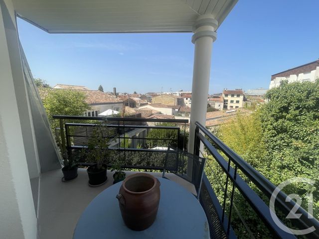 Appartement T4 à vendre - 5 pièces - 87.7 m2 - BORDEAUX - 33 - AQUITAINE - Century 21 Ornano